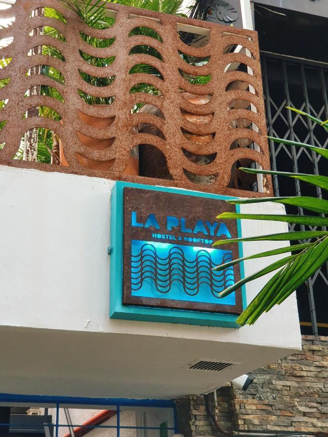 La Playa Hostel & Rooftop Medellín Extérieur photo