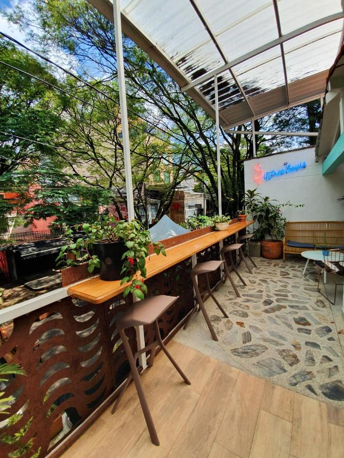 La Playa Hostel & Rooftop Medellín Extérieur photo